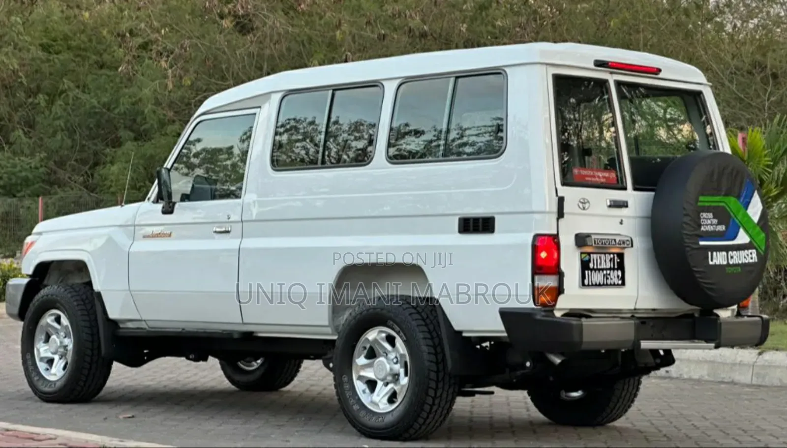 Toyota Land Cruiser 2015 White
