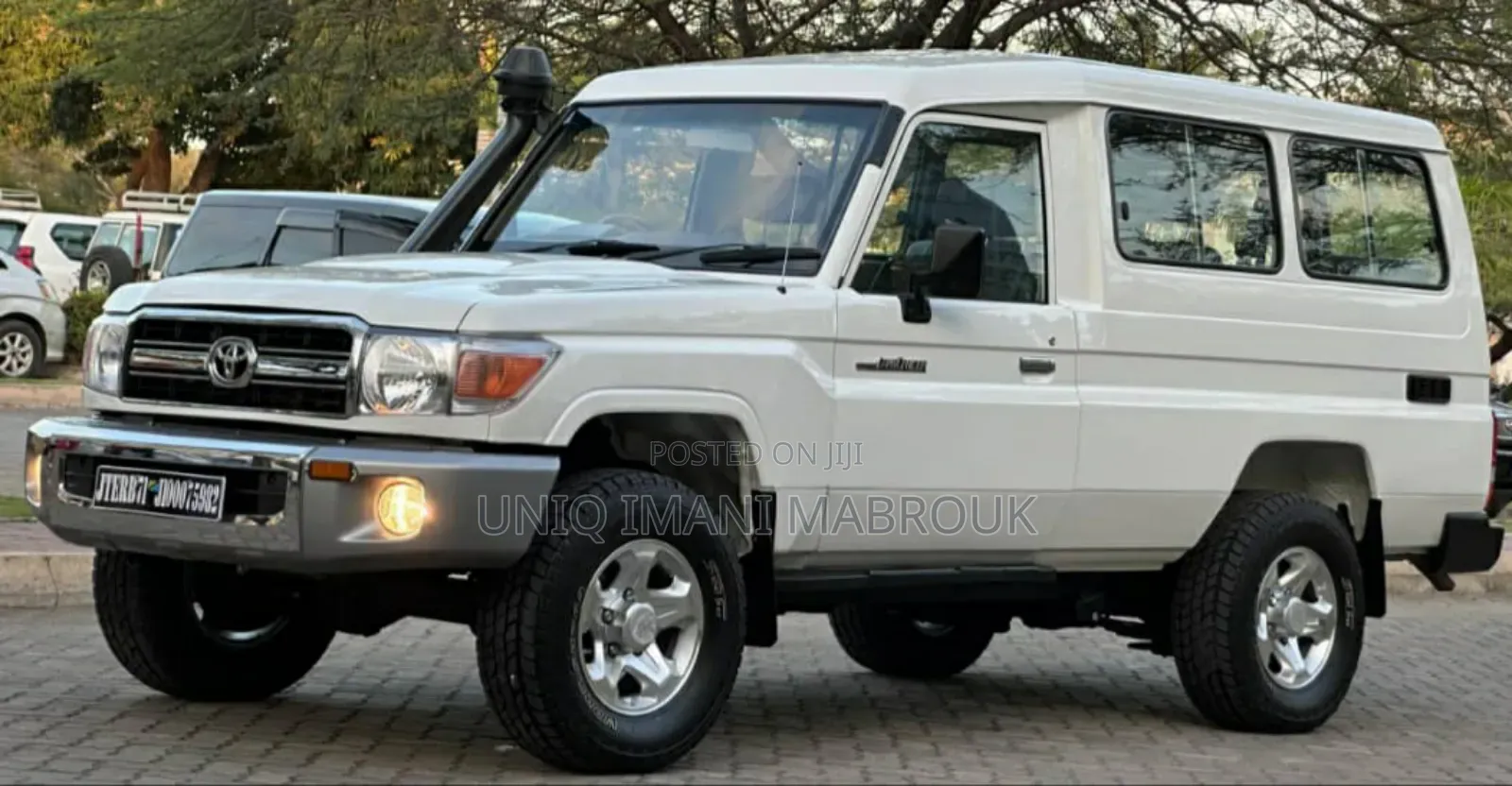 Toyota Land Cruiser 2015 White