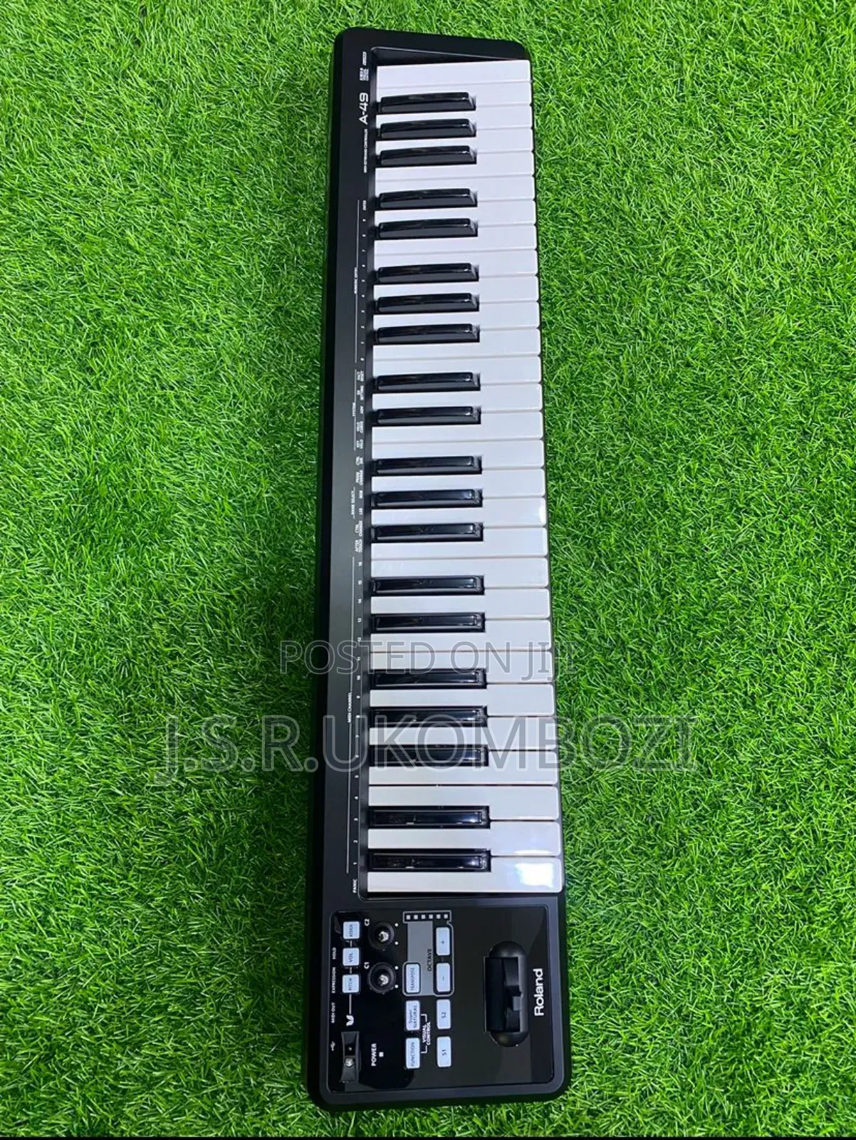 Roland Key49