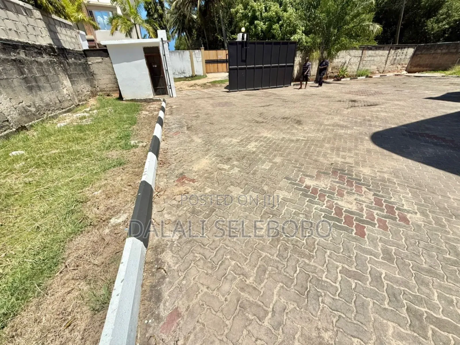 6bdrm Bungalow in Mbezi Beach for rent
