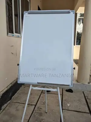 Professional Magnetic Whiteboard With Adjustable Tripod Stand