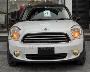 Mini Cooper 2013 White