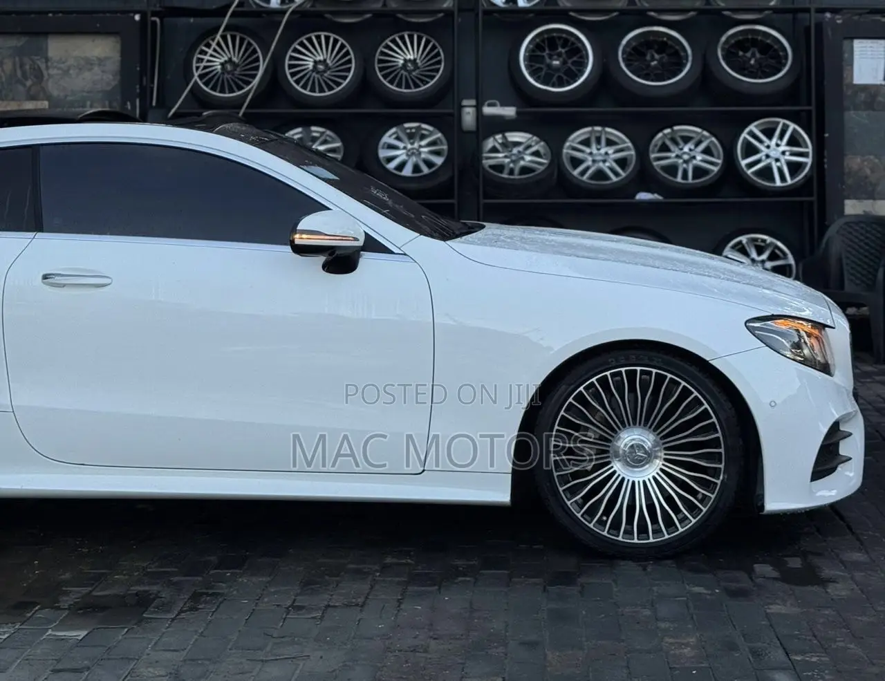 Mercedes-Benz E300 2017 White