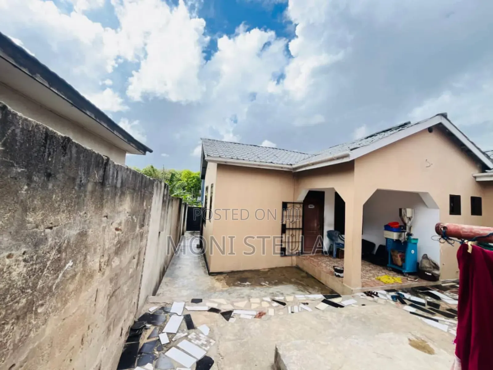 3bdrm House in Interchick, Kinondoni for sale