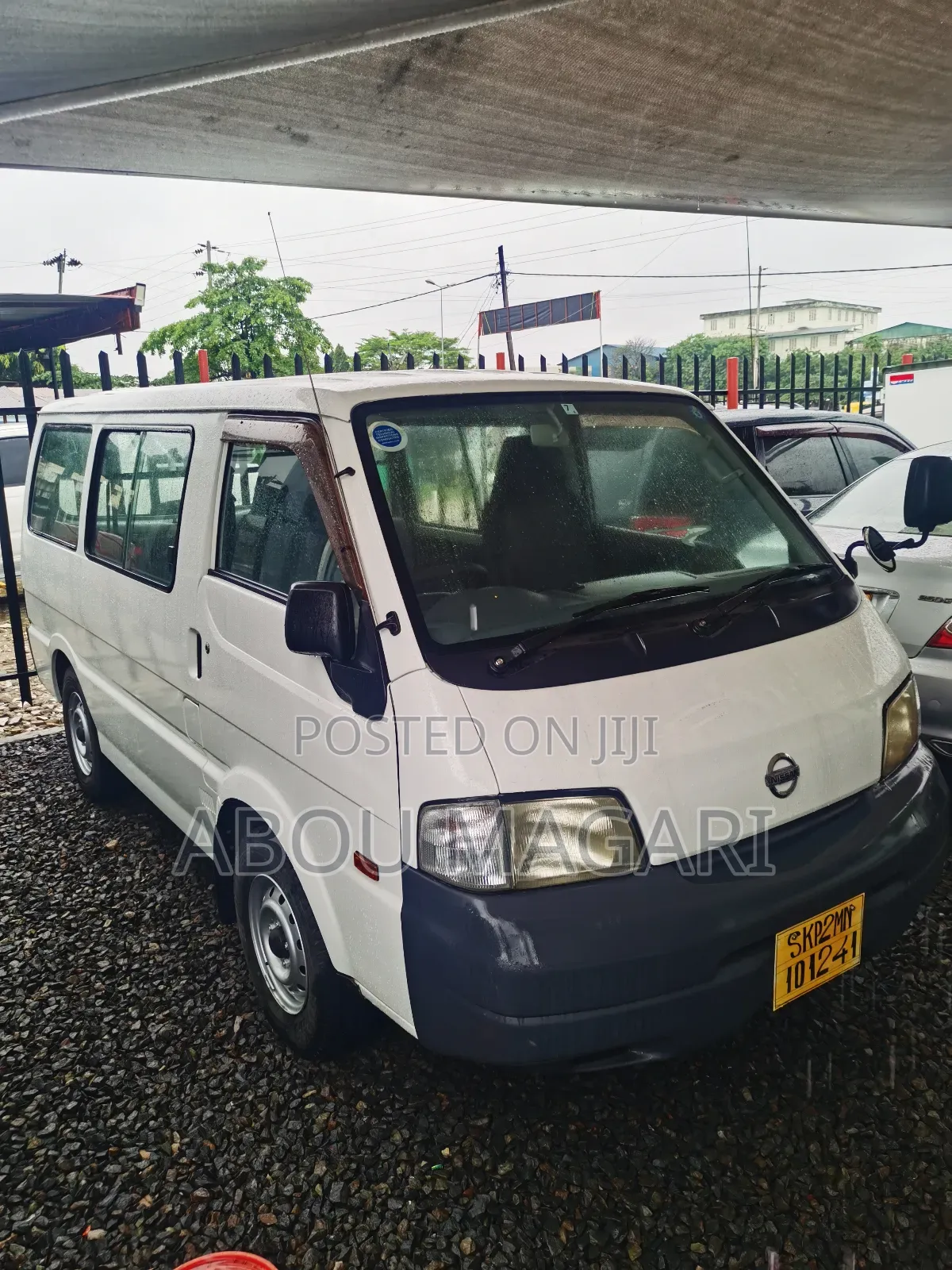 Nissan Vanette 1998 White