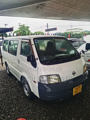 Nissan Vanette 1998 White
