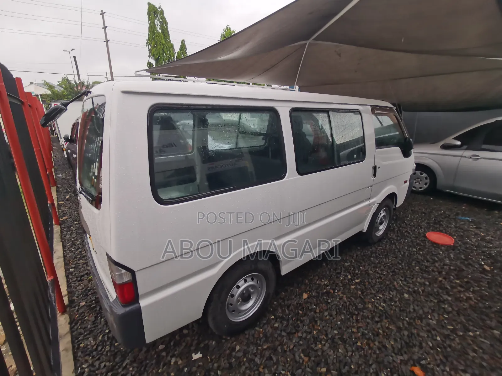 Nissan Vanette 1998 White