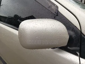 Toyota IST 2004 Gold