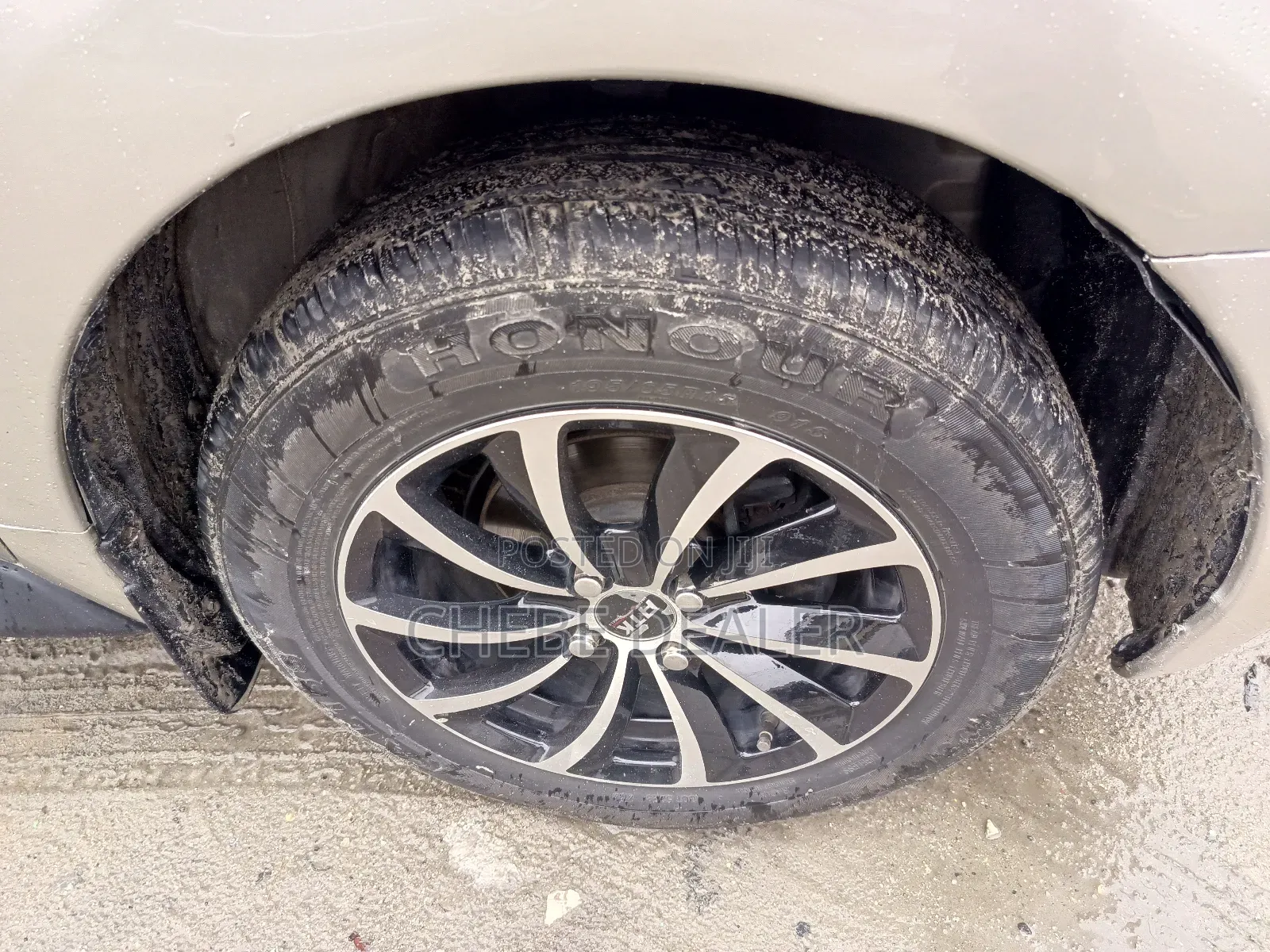 Toyota IST 2004 Gold