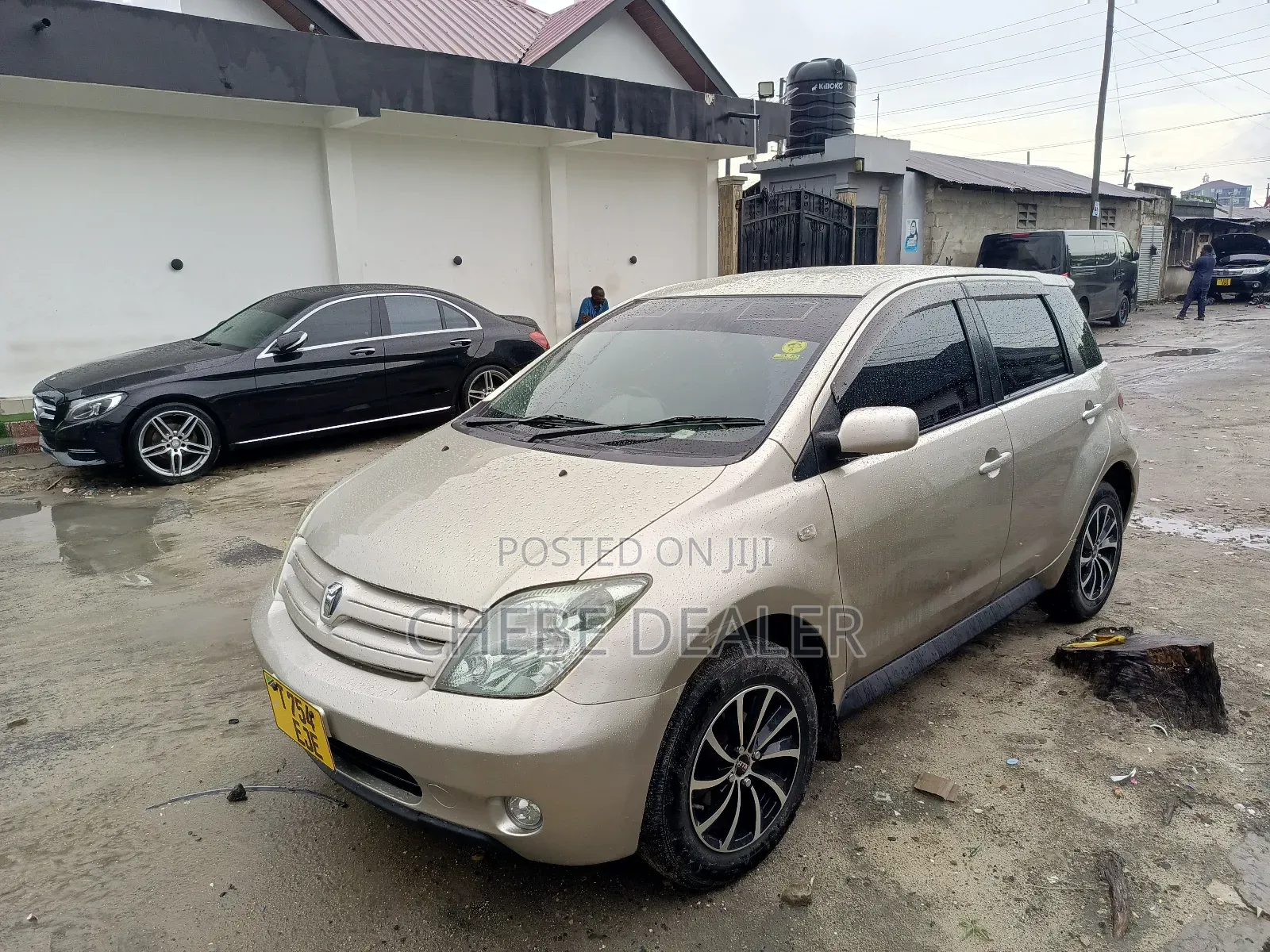Toyota IST 2004 Gold