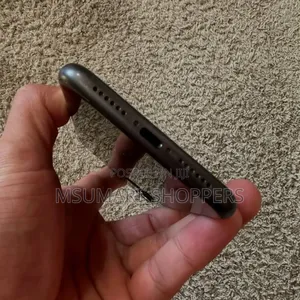 New Apple iPhone 11 128 GB Black