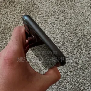New Apple iPhone 11 128 GB Black
