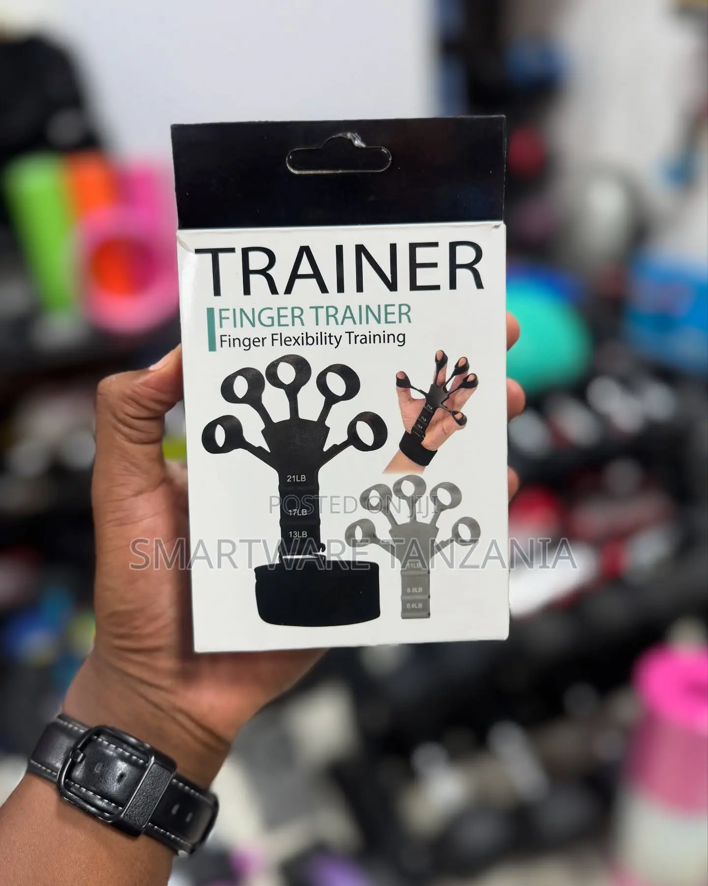 Adjustable Finger Trainer for Flexibility and Strength Training