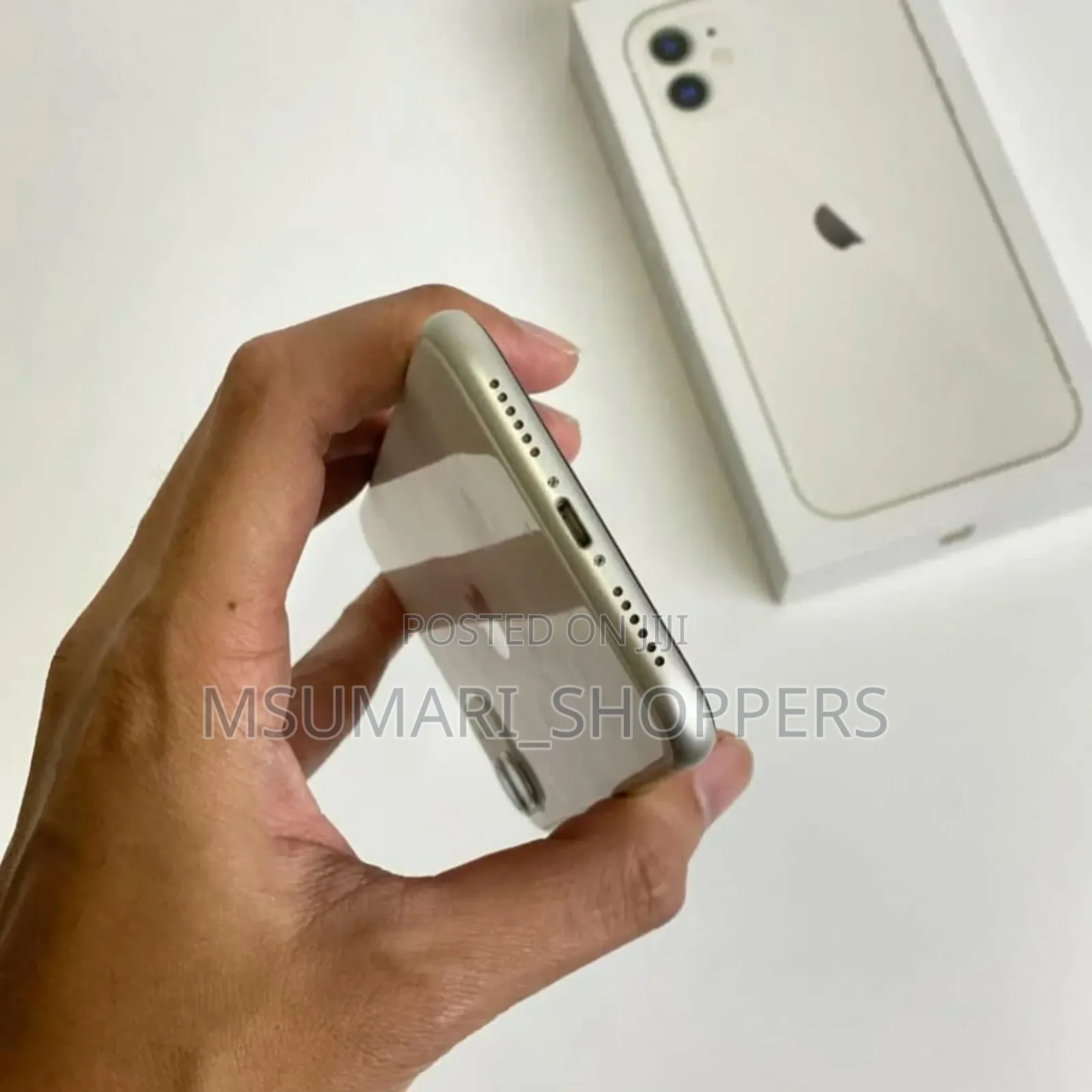 New Apple iPhone 11 128 GB White