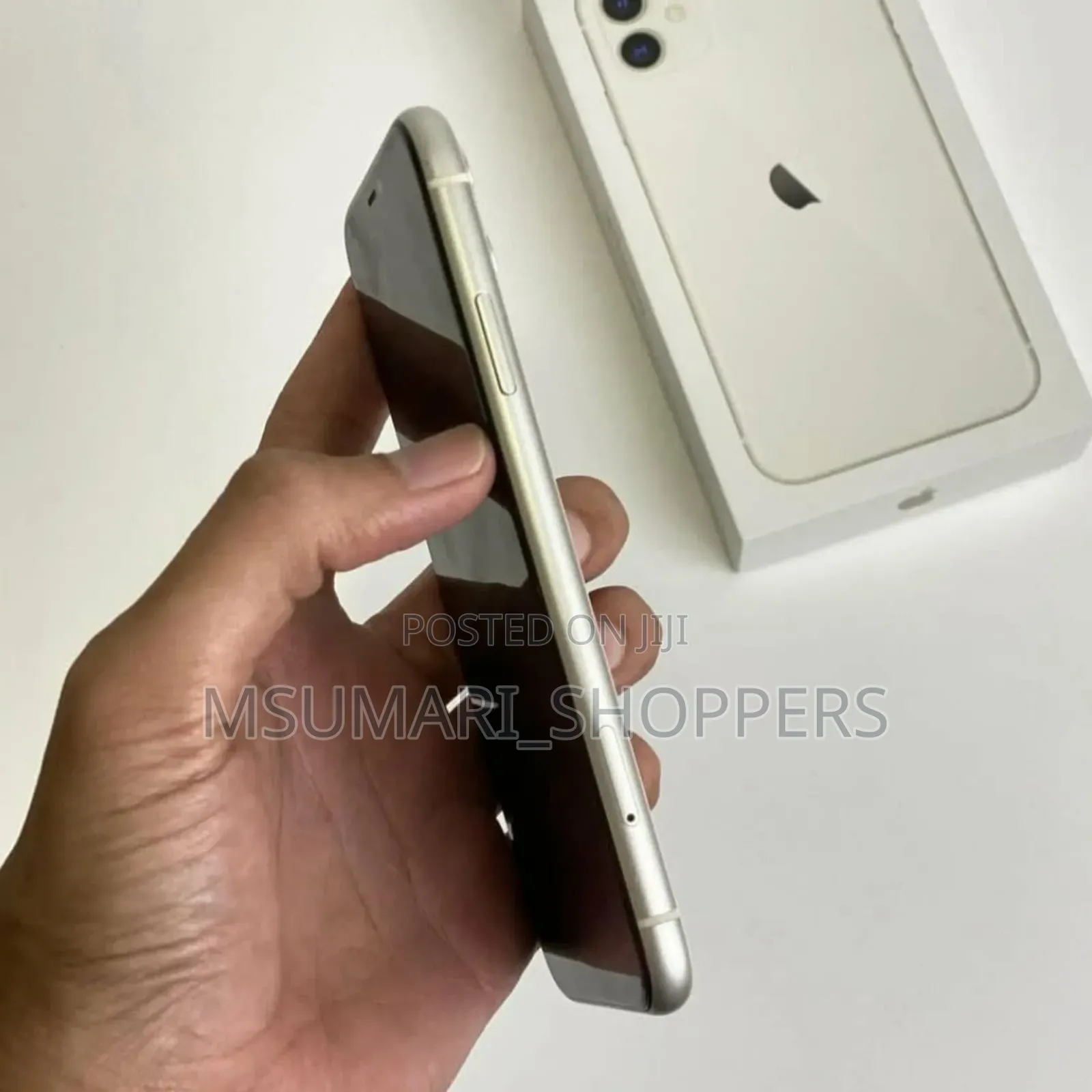 New Apple iPhone 11 128 GB White