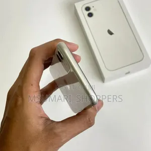 New Apple iPhone 11 128 GB White