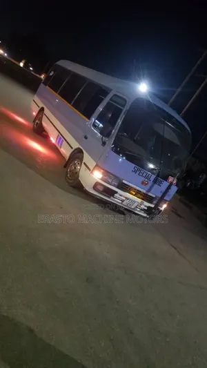 Toyota Coaster 2003