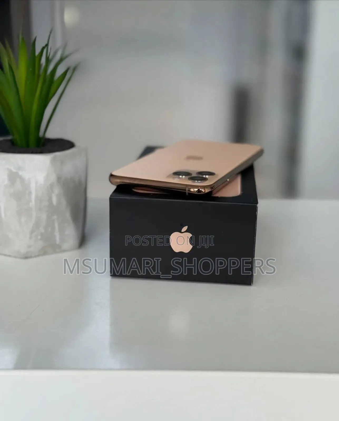 New Apple iPhone 11 Pro 256 GB Gold