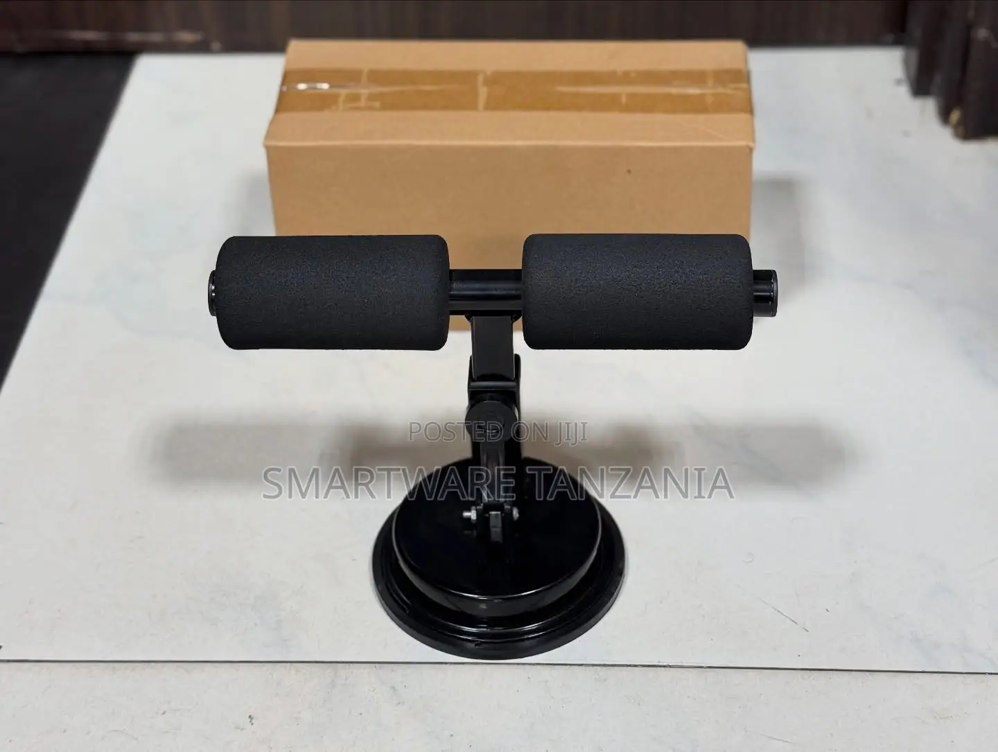 Sit-Up Bar Helper With Suction Cup Base for Floor Ab Workouts