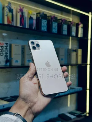 New Apple iPhone 11 Pro Max 256 GB Gold
