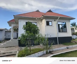 9bdrm House in Mbande Tambani, Chamazi for sale