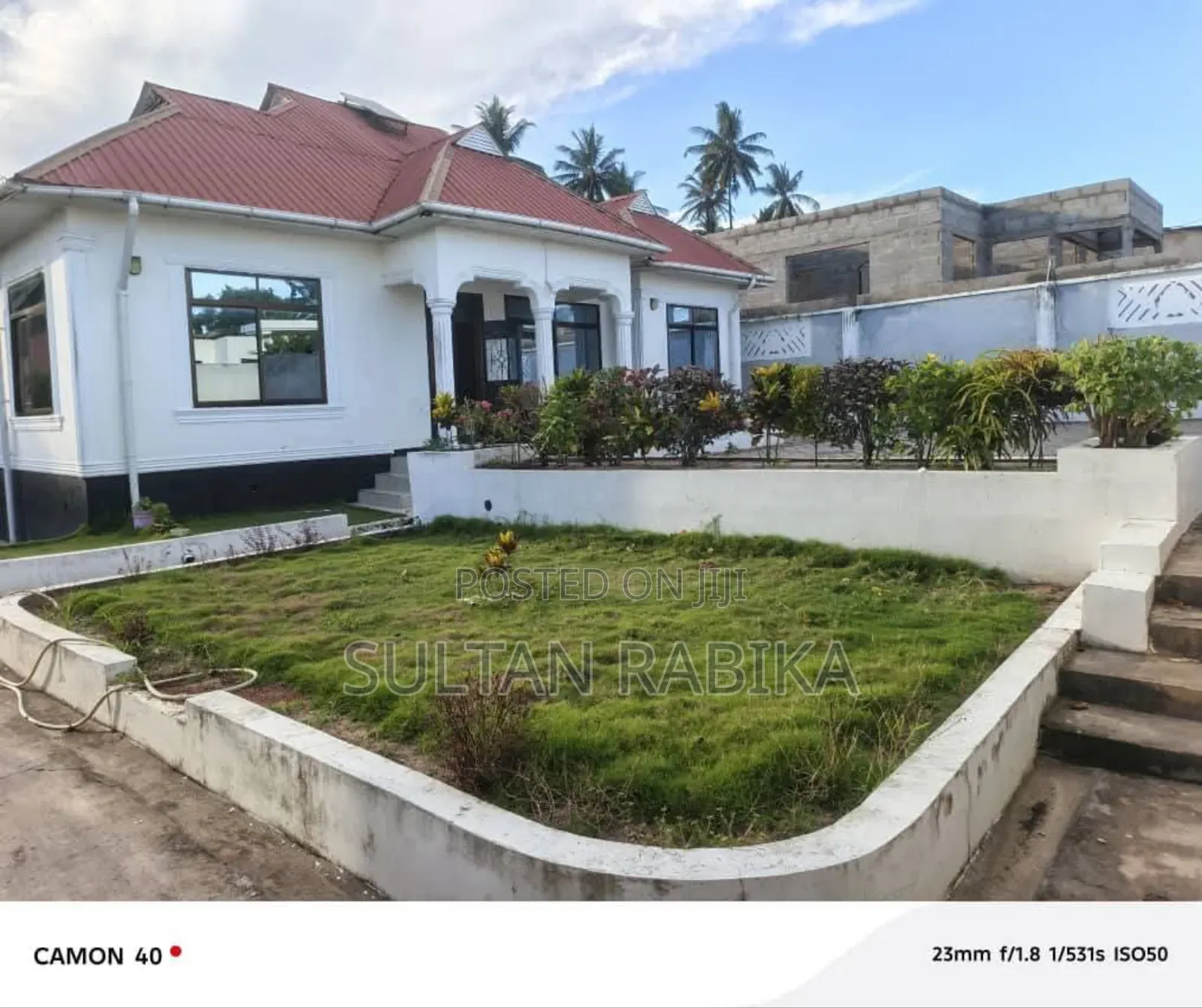 9bdrm House in Mbande Tambani, Chamazi for sale