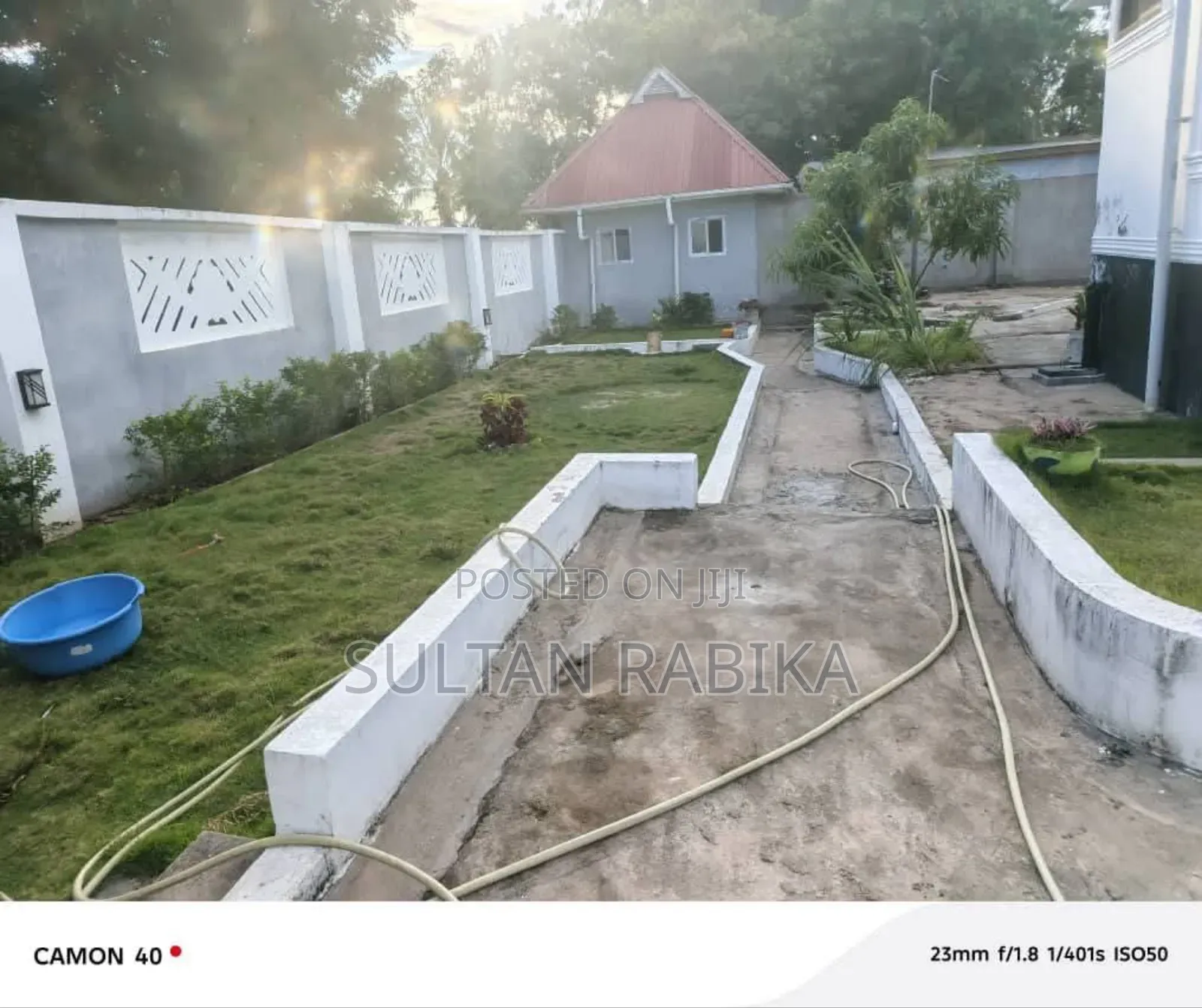 9bdrm House in Mbande Tambani, Chamazi for sale
