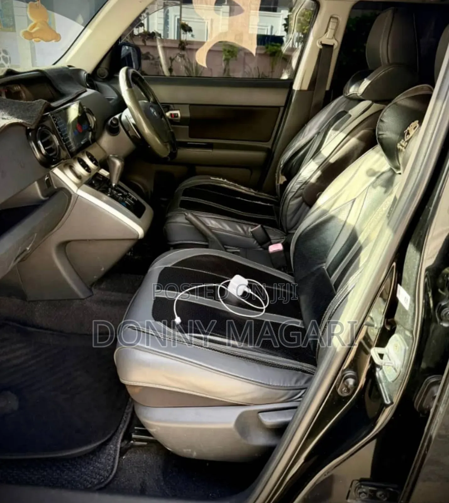 Toyota Corolla Rumion 2010 Black