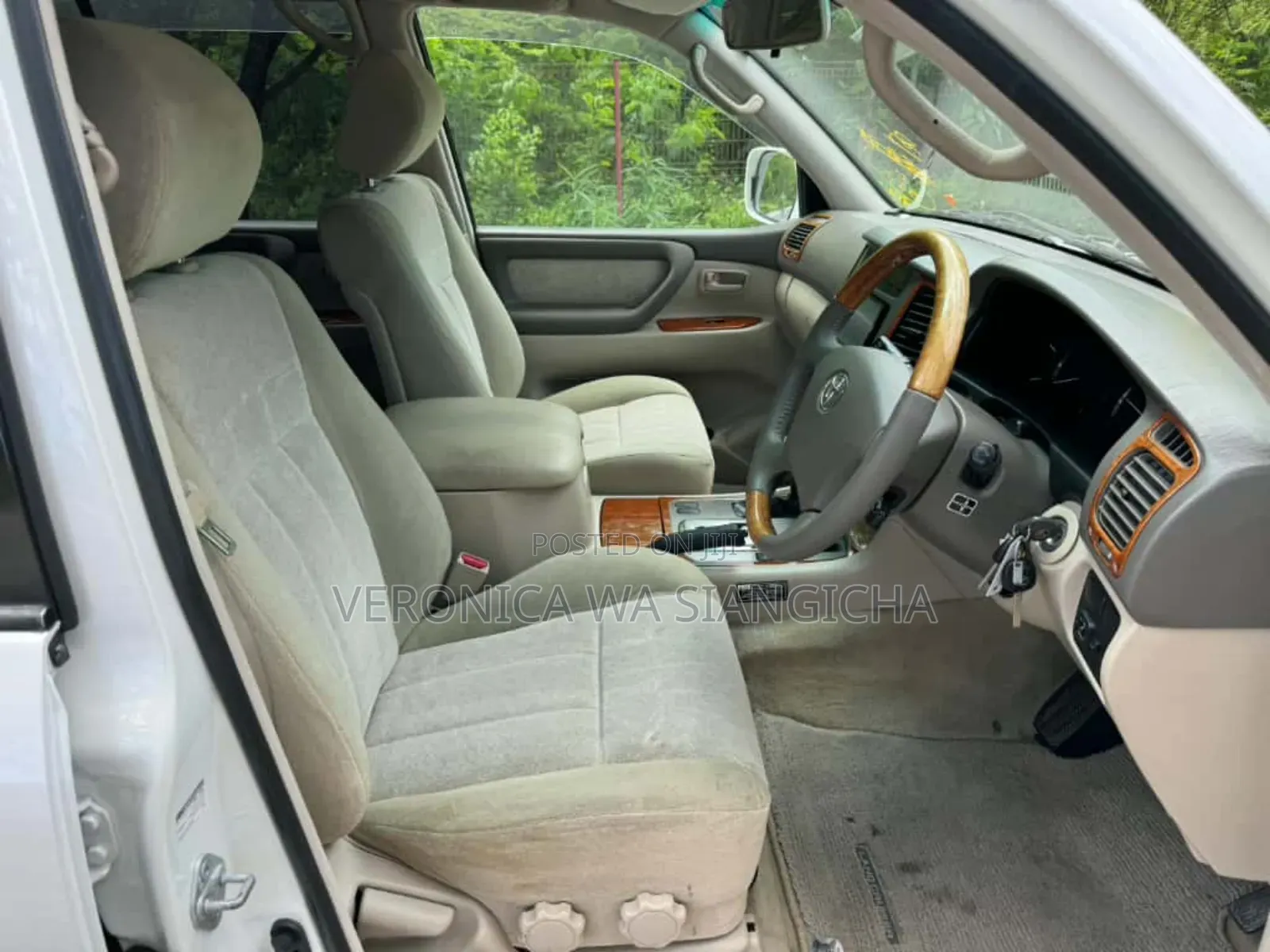 Toyota Land Cruiser Prado 2004 White