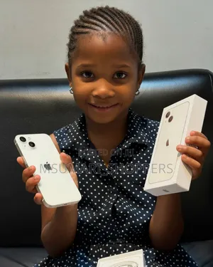 New Apple iPhone 13 128 GB White