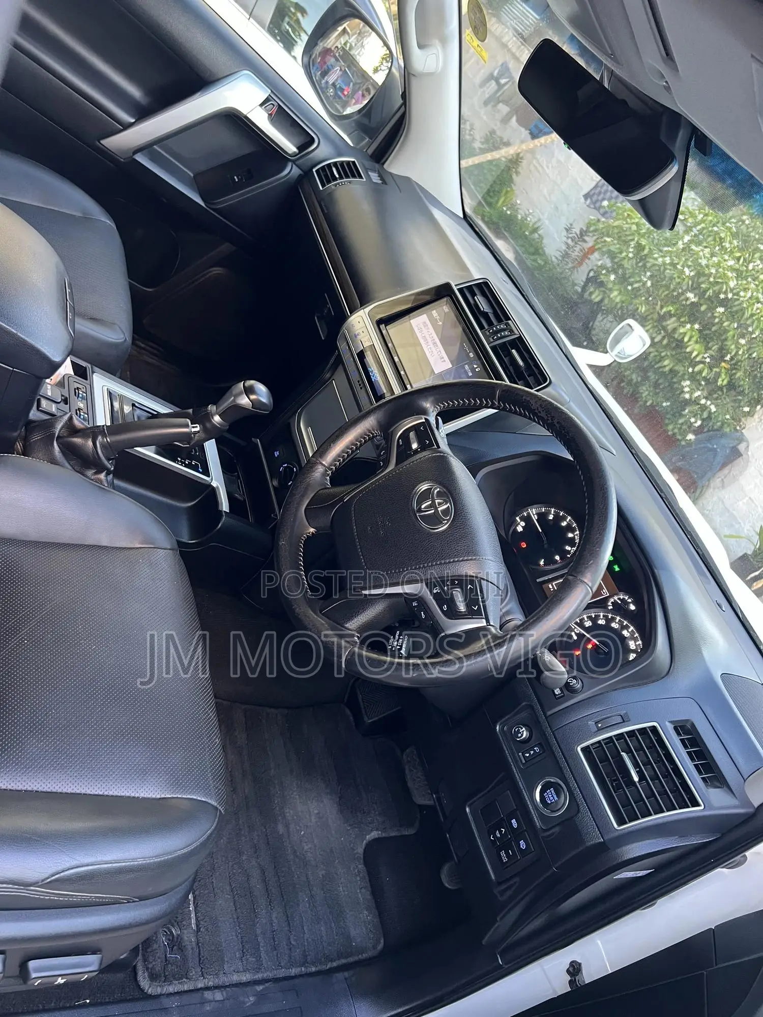 Toyota Land Cruiser Prado 2019 Pearl
