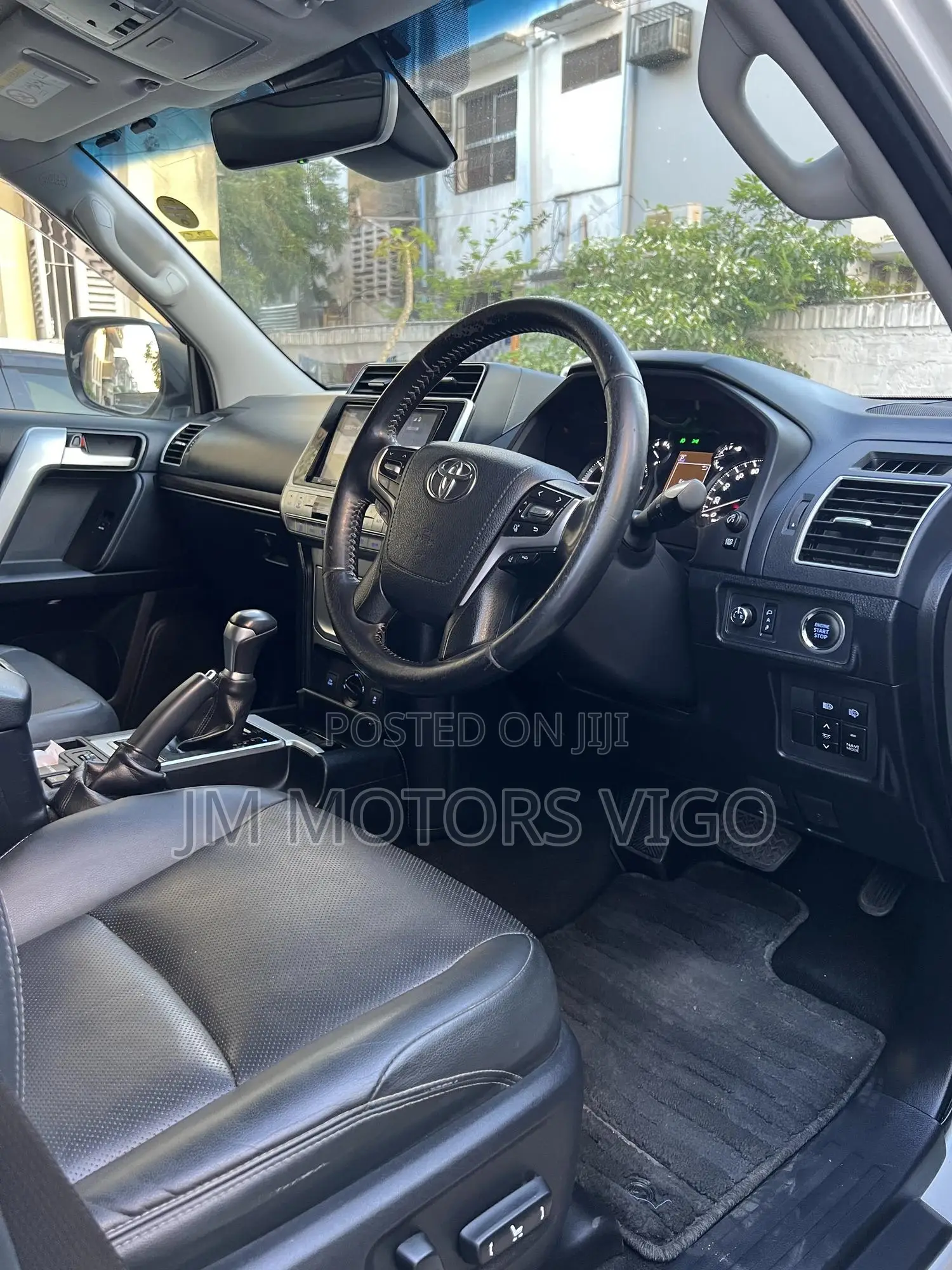 Toyota Land Cruiser Prado 2019 Pearl
