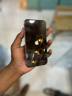 Apple iPhone 11 64 GB Purple