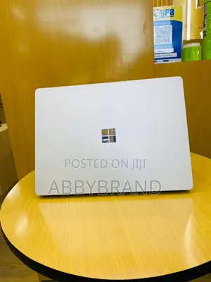 Laptop Microsoft Surface Laptop 2 8GB Intel Core I5 SSD 256GB