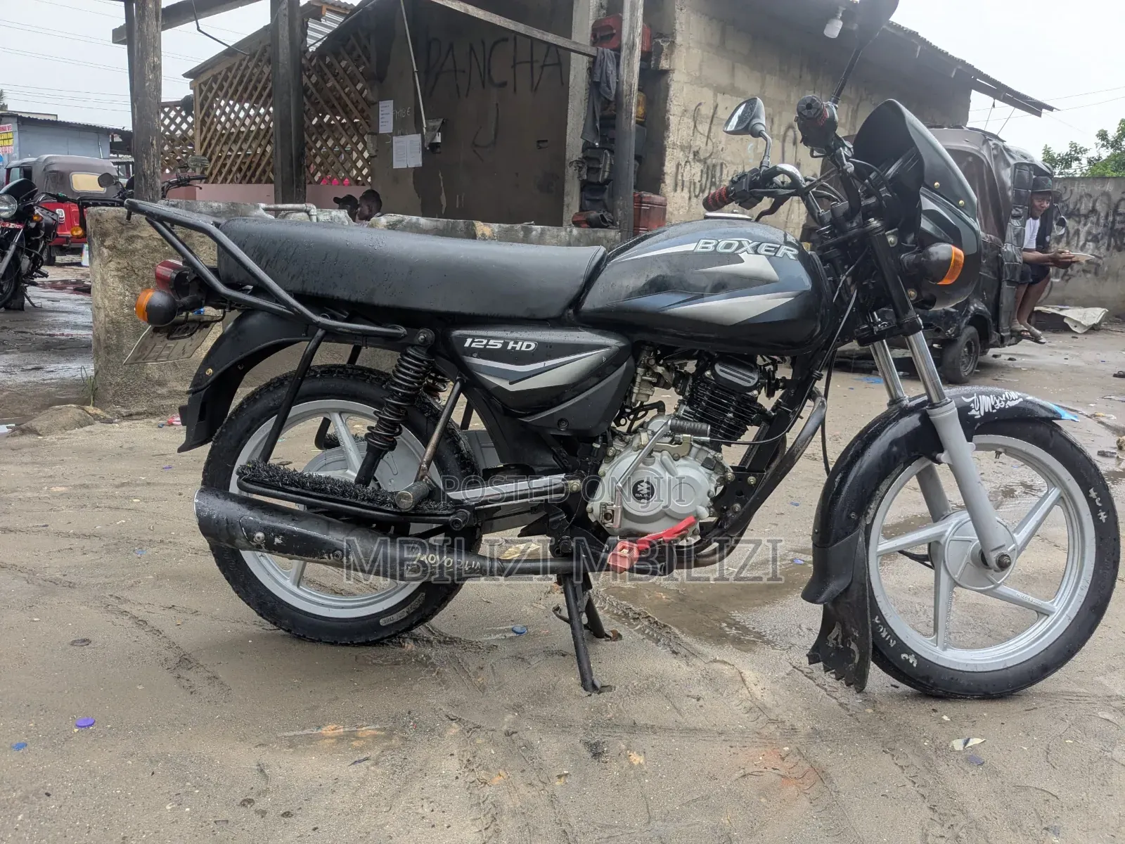 Bajaj Boxer X125 2024 Black