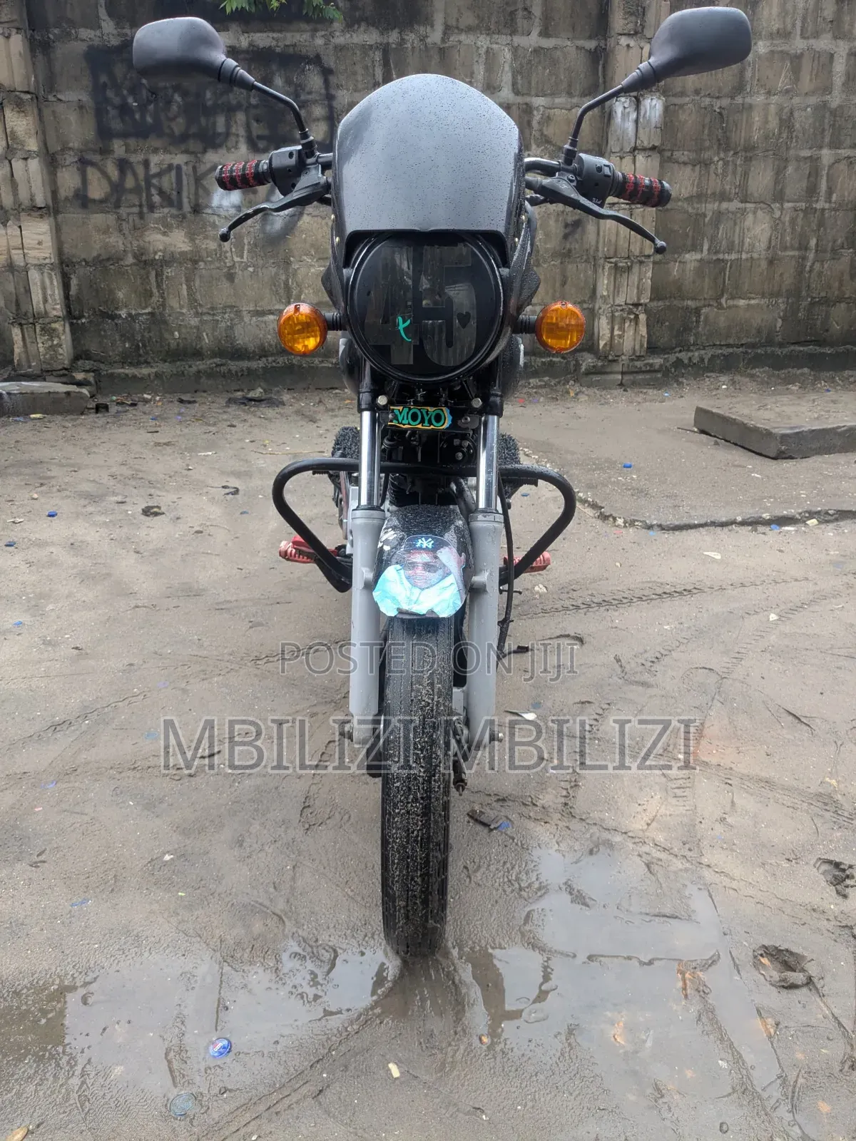 Bajaj Boxer X125 2024 Black