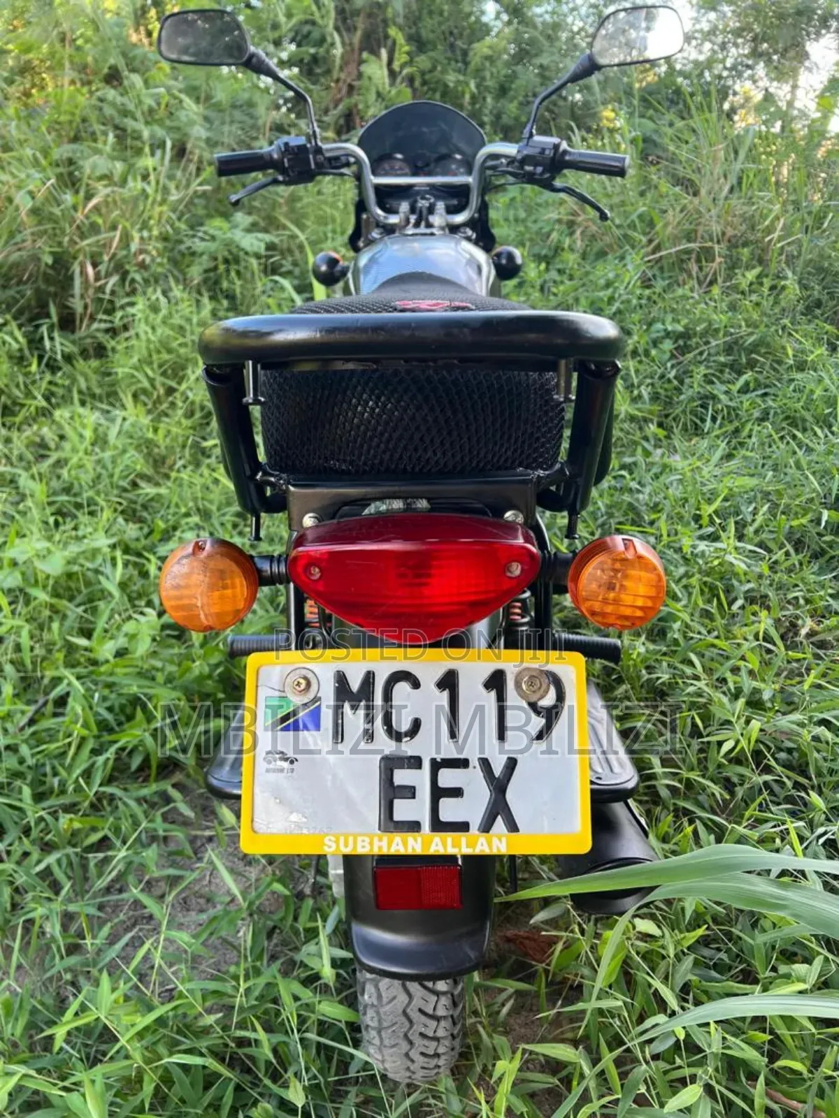 Bajaj Boxer X125 2025 Black