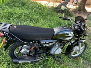 Bajaj Boxer X125 2025 Black