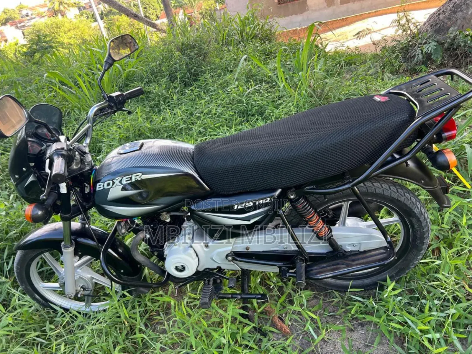 Bajaj Boxer X125 2025 Black