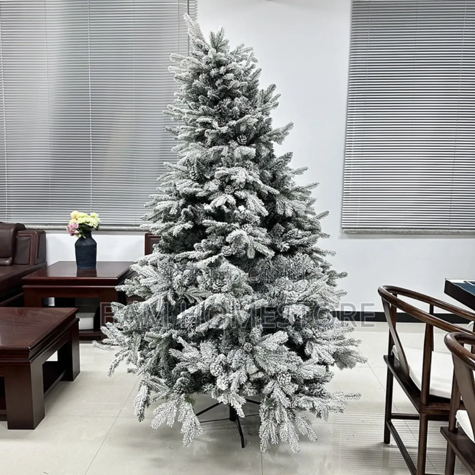 The Flocked Christmas Tree 1st Class (210cm)