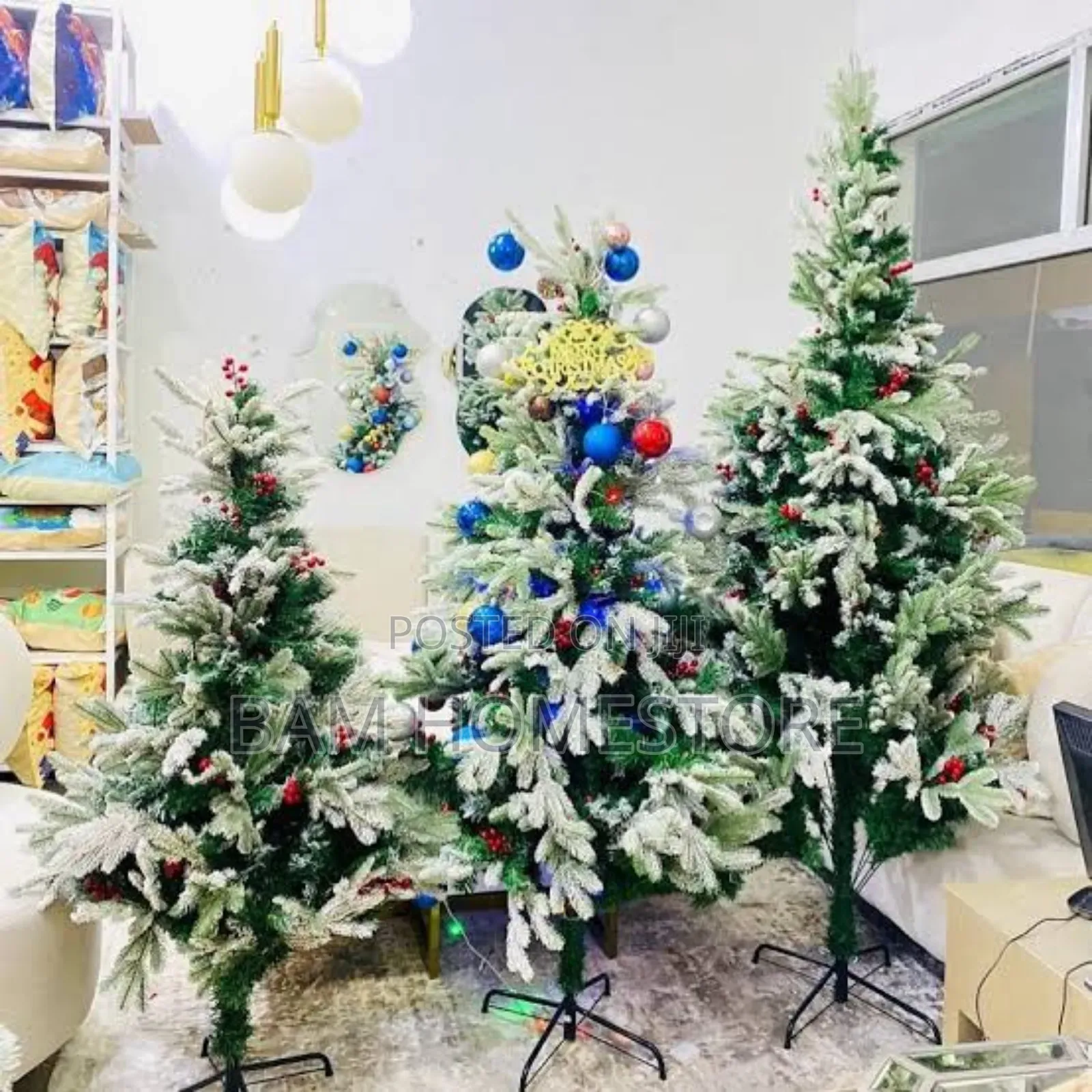 The 'Festive Berry' Pre-Decorated Christmas Tree