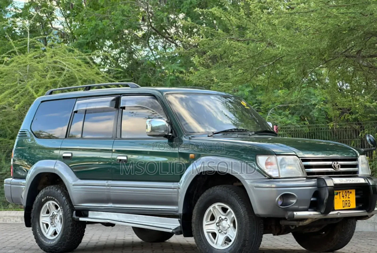Toyota Land Cruiser Prado 2000 Green
