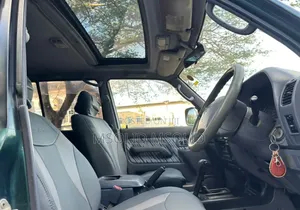 Toyota Land Cruiser Prado 2000 Green