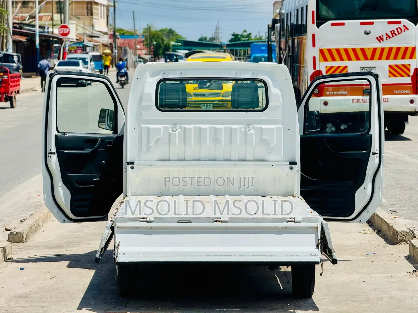 Suzuki Super Carry 2005 White