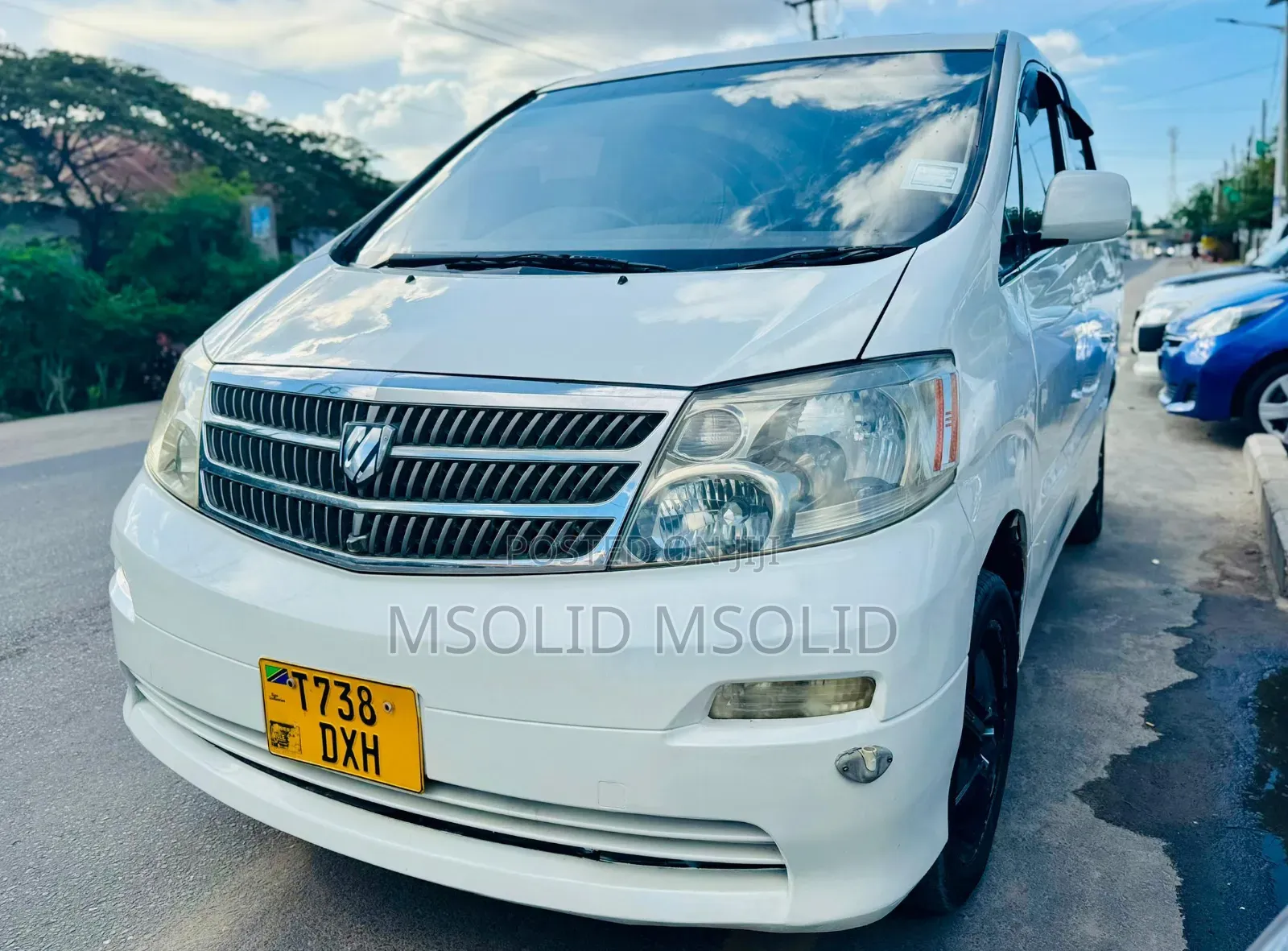 Toyota Alphard 2005 White