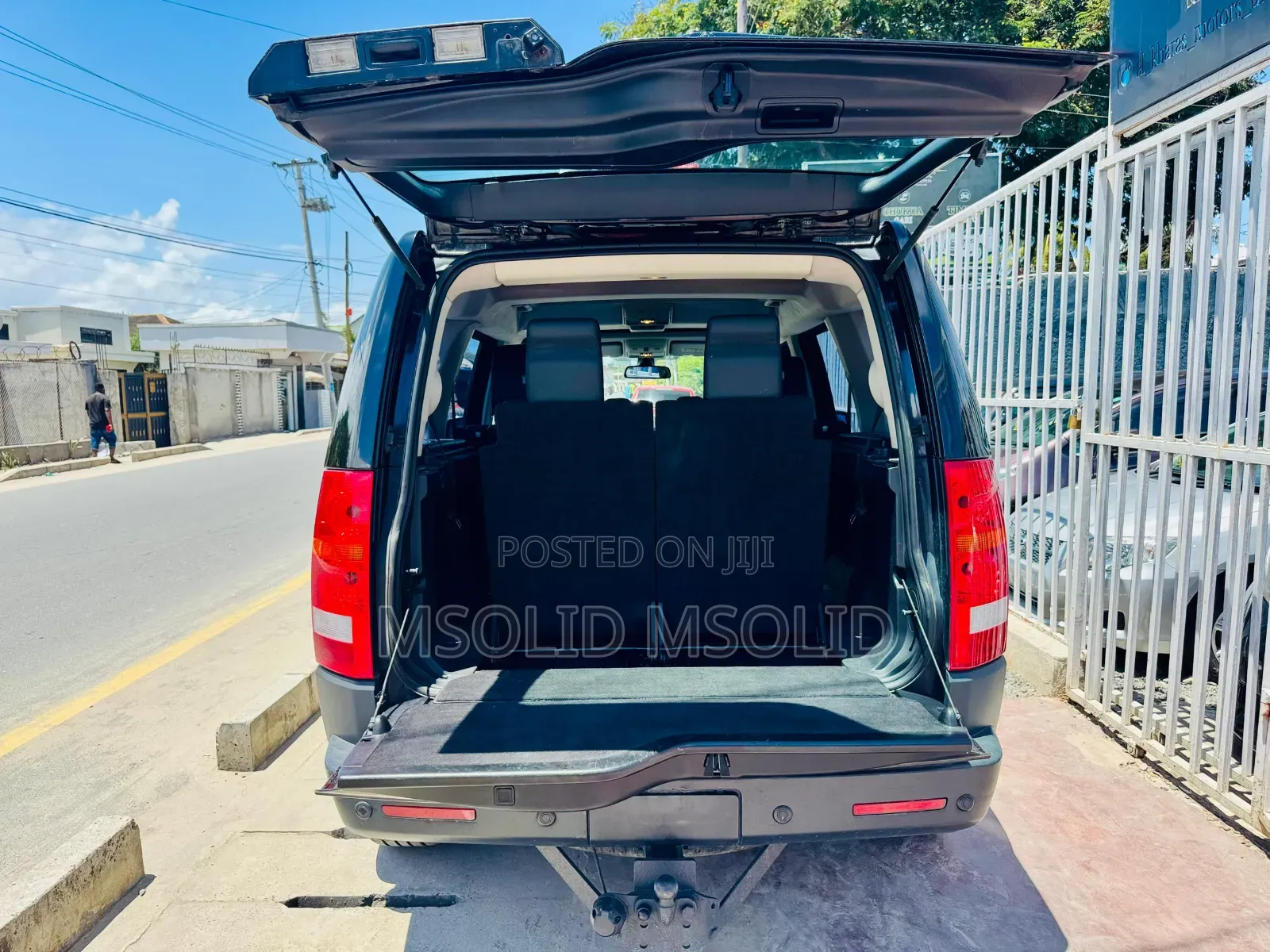 Land Rover Discovery 2008 Black