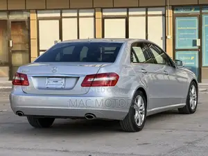 Mercedes-Benz E300 2012 Silver