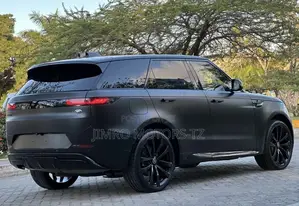 Land Rover Range Rover Sport 2025 Gray
