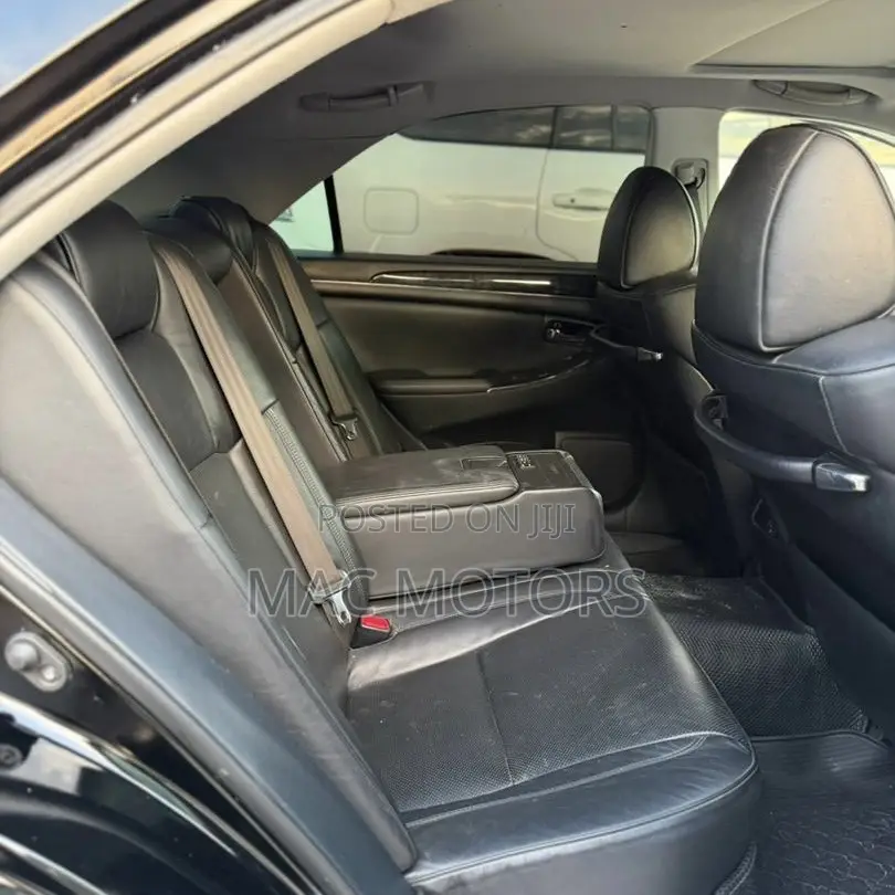 Toyota Crown 2007 Black