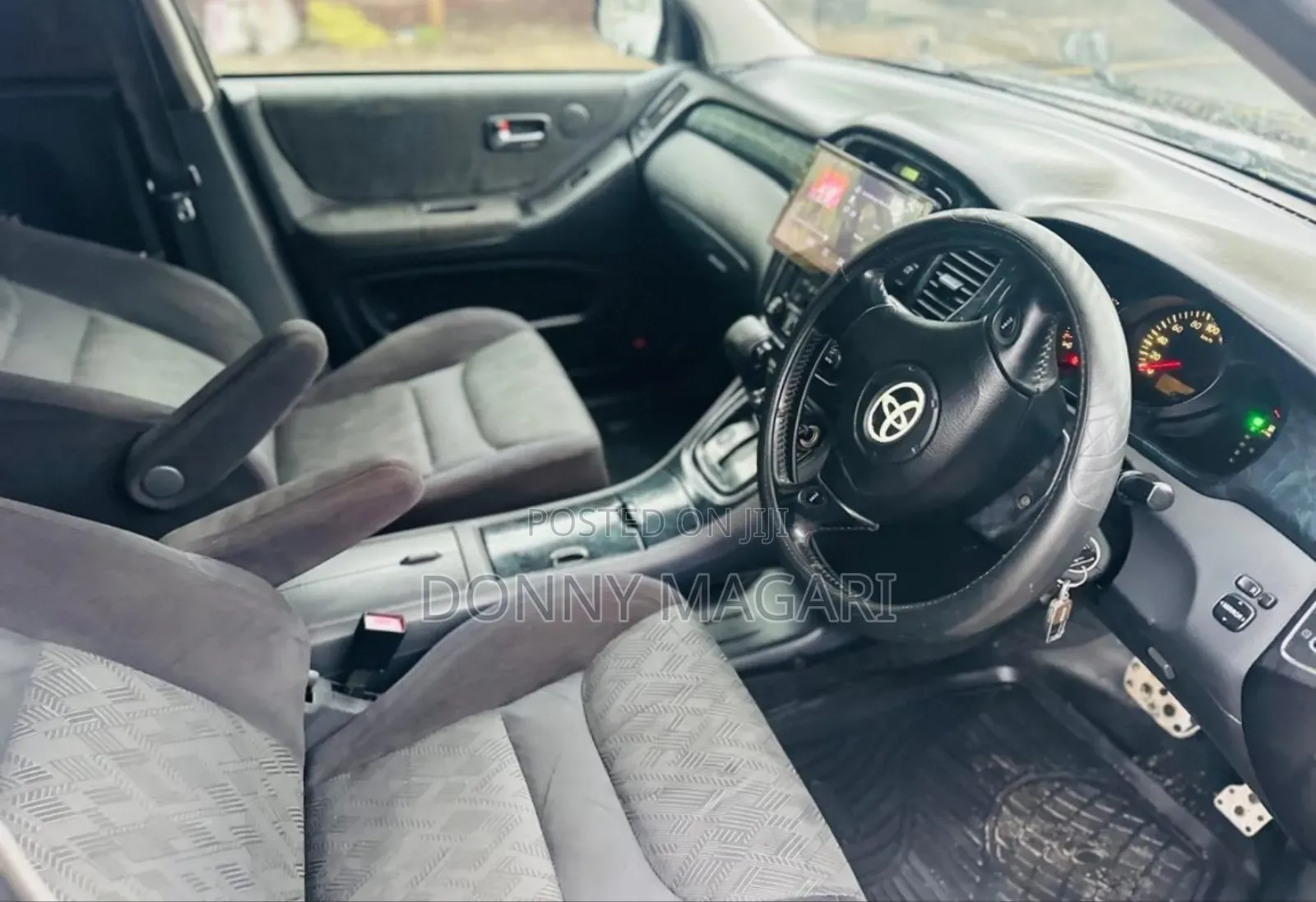 Toyota Kluger 2004 Black